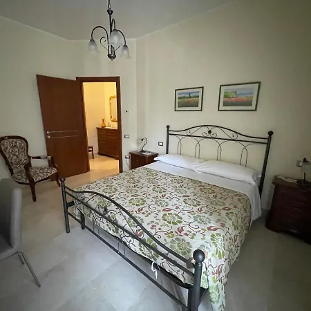 Ponte Capograssi Bed & Breakfast 3*