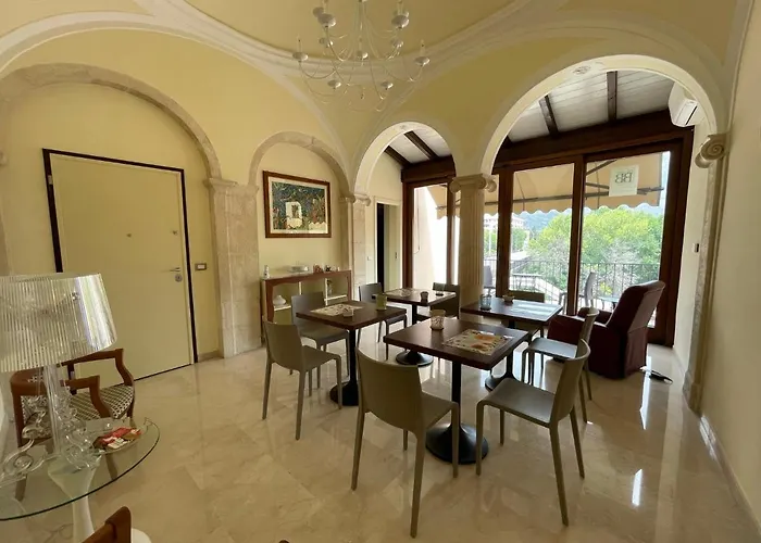 Ponte Capograssi Bed & Breakfast 4*